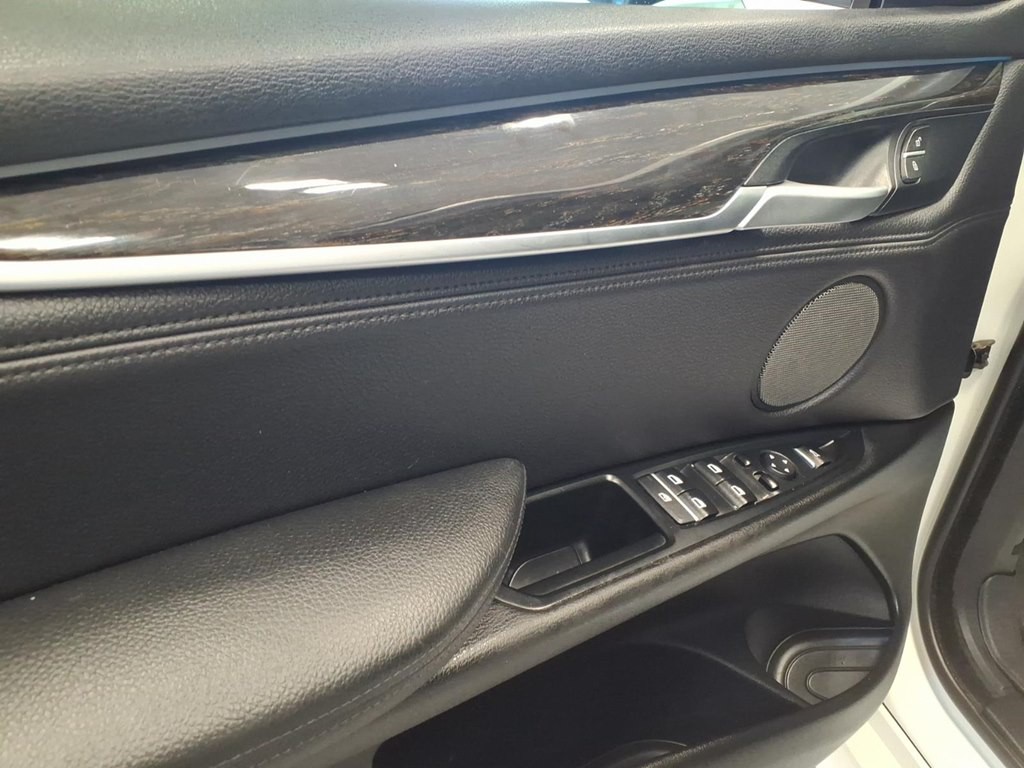 2015 BMW X5 Image 8