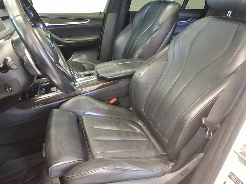 2015 BMW X5 Image 17