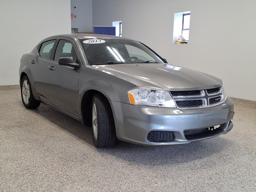 2013 Dodge Avenger Image 3
