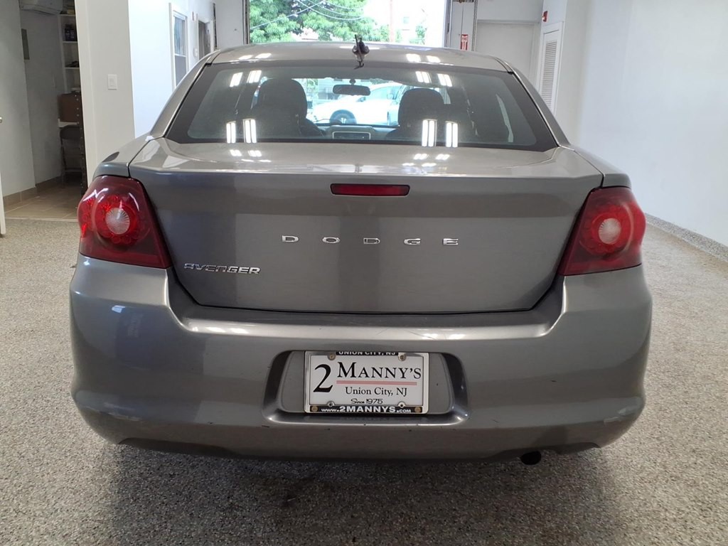 2013 Dodge Avenger Image 5