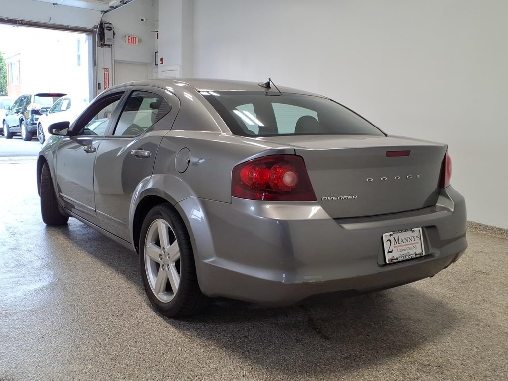 2013 Dodge Avenger Image 6