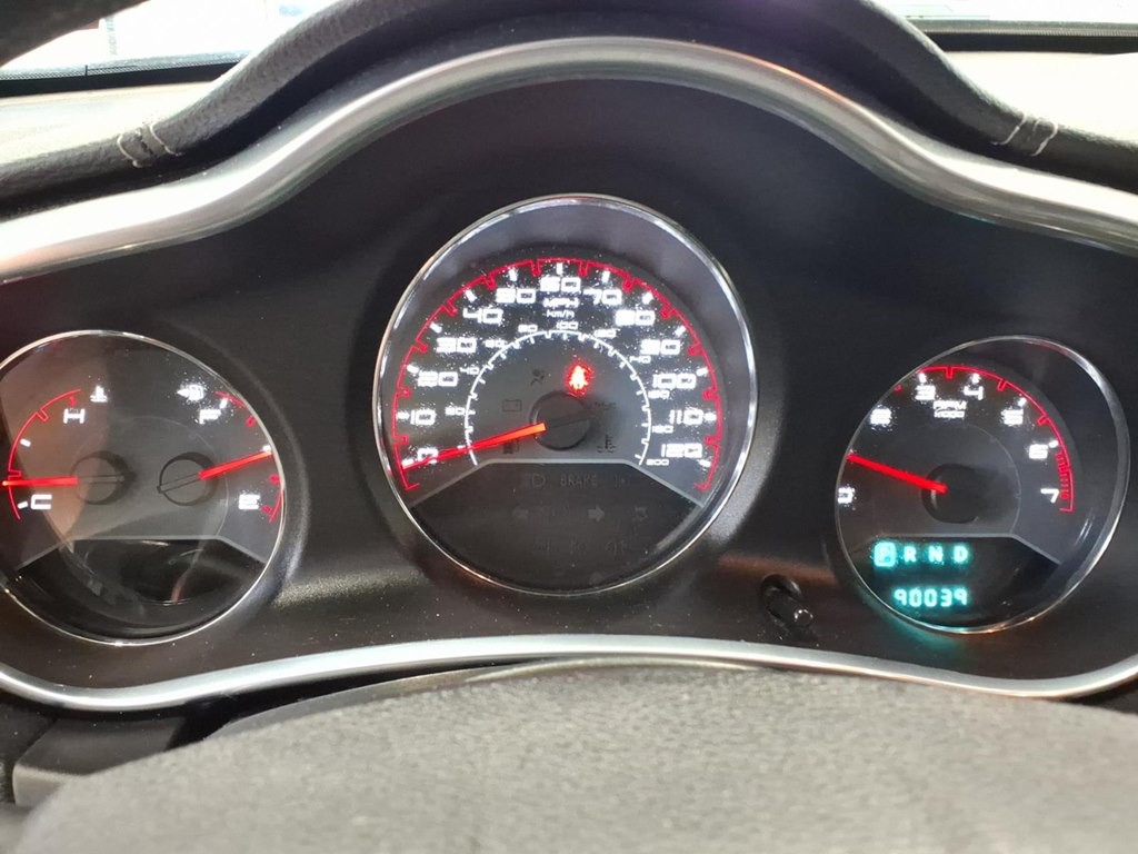 2013 Dodge Avenger Image 11