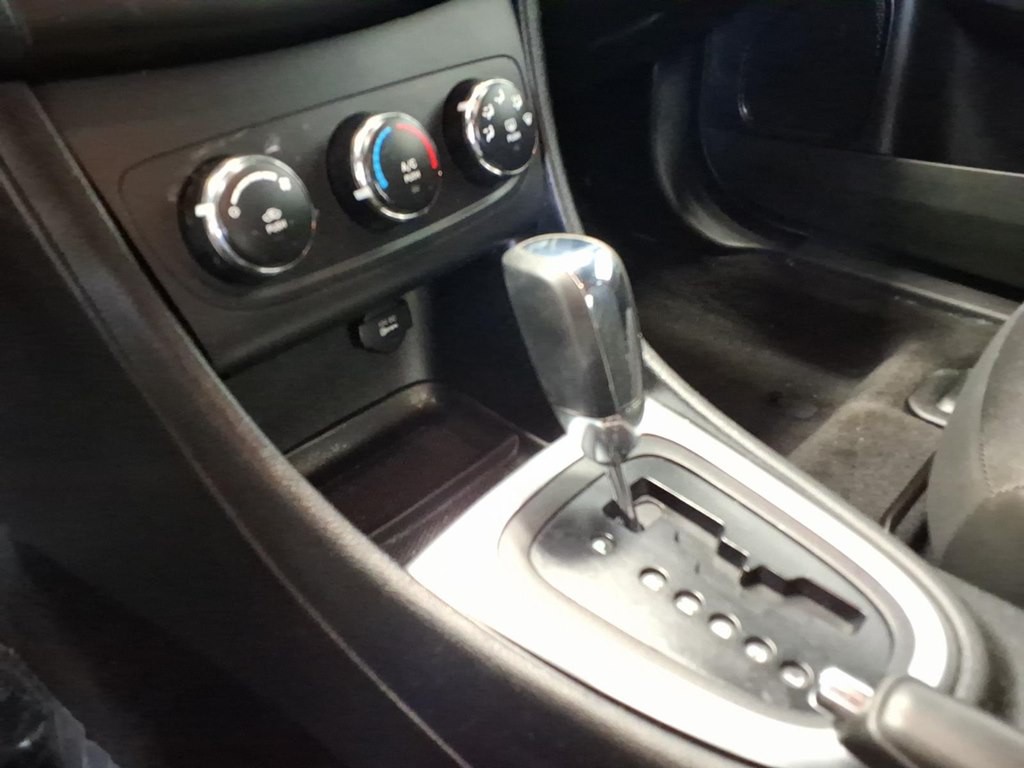 2013 Dodge Avenger Image 14