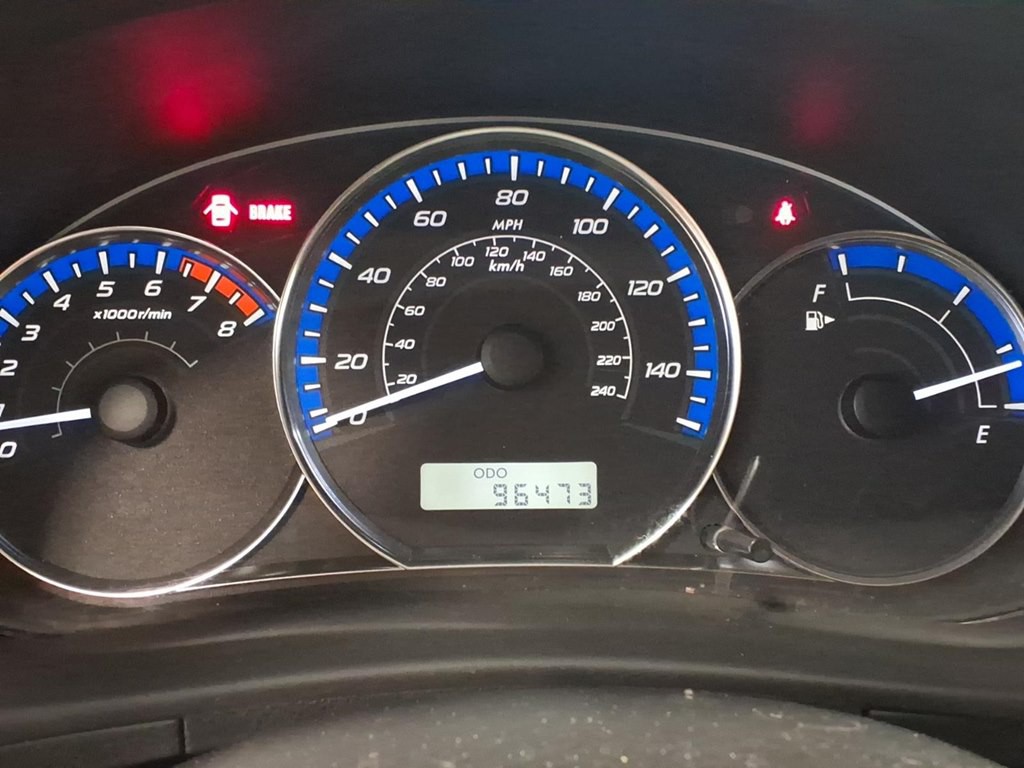 2011 Subaru Forester Image 11