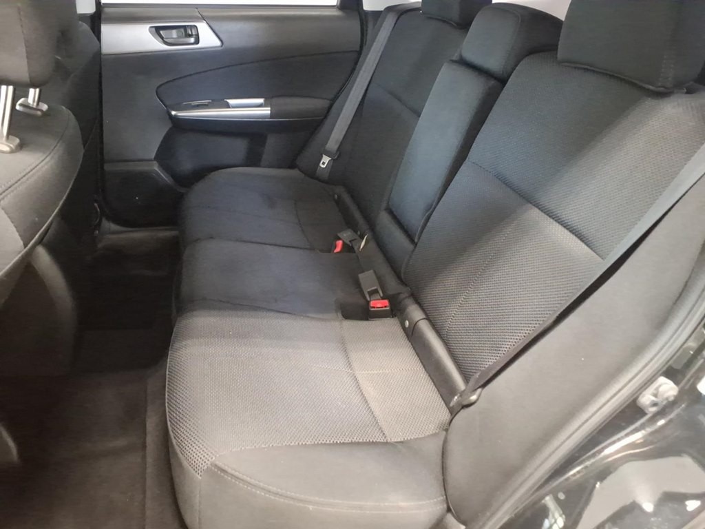 2011 Subaru Forester Image 17