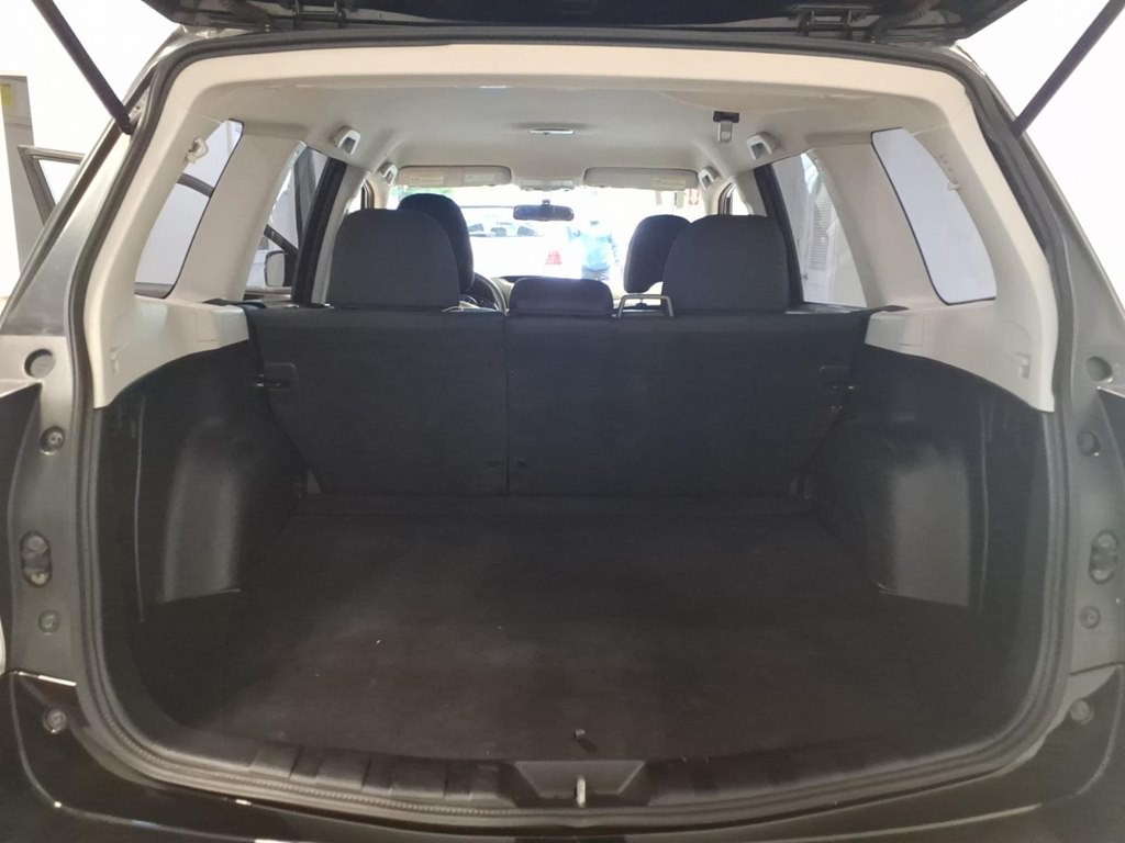 2011 Subaru Forester Image 20