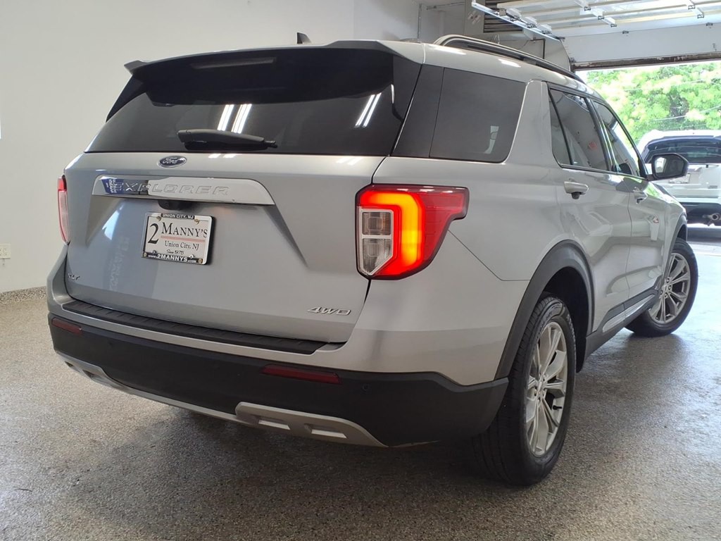 2023 Ford Explorer Image 4