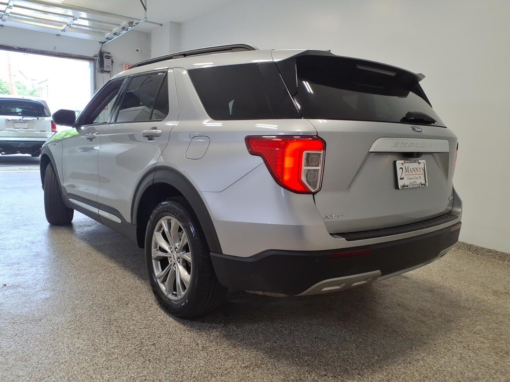 2023 Ford Explorer Image 6