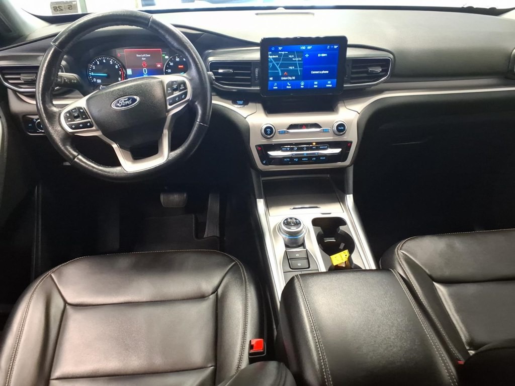 2023 Ford Explorer Image 9