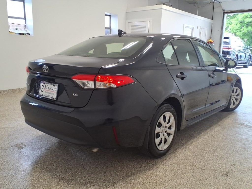 2023 Toyota Corolla Image 4