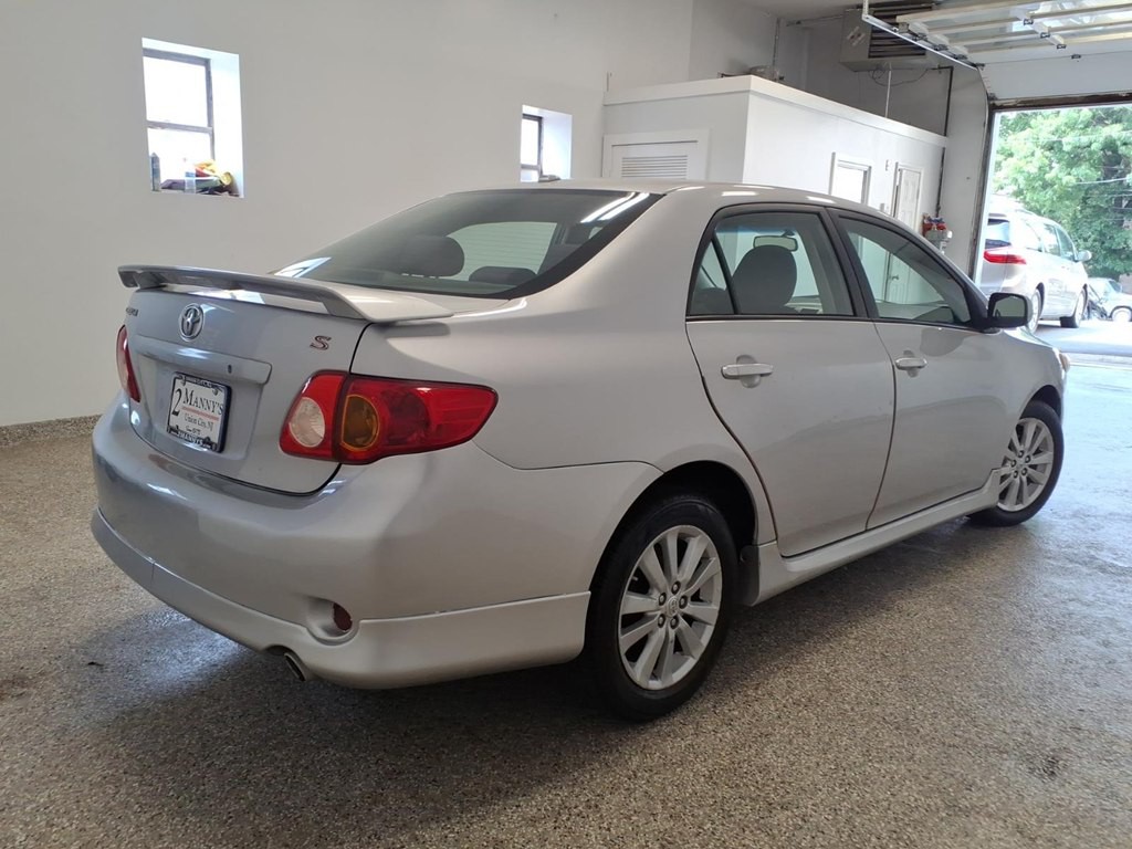 2010 Toyota Corolla Image 4