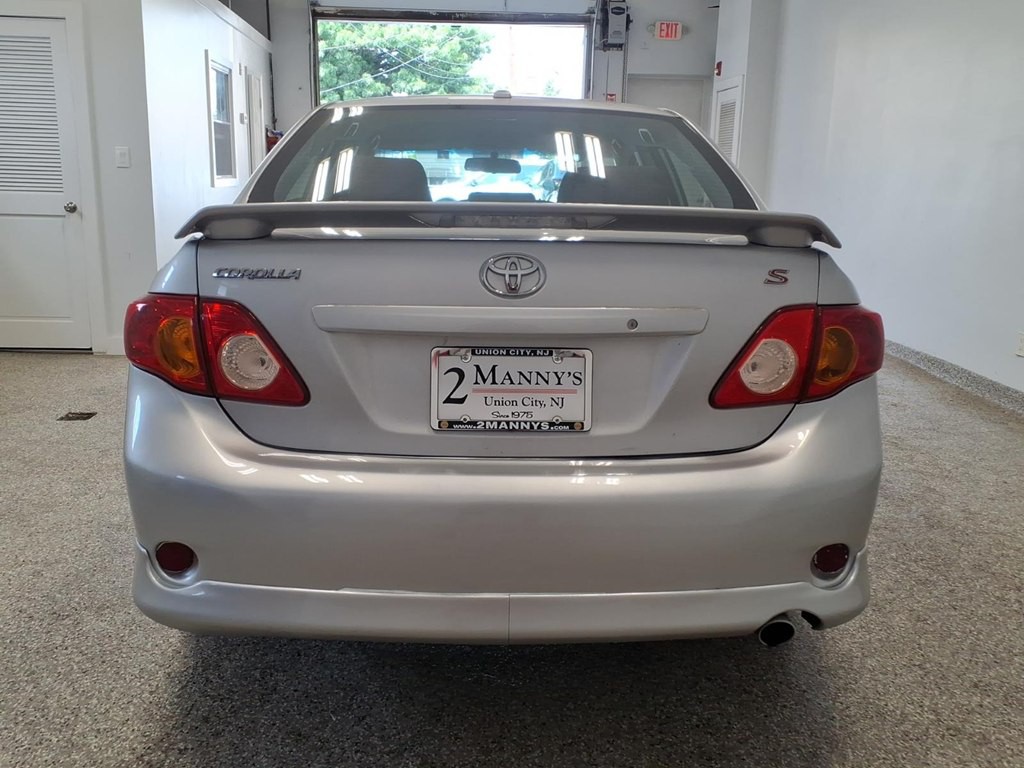 2010 Toyota Corolla Image 5