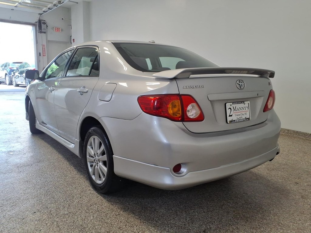 2010 Toyota Corolla Image 6