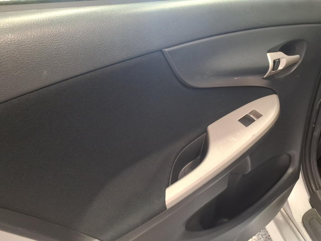 2010 Toyota Corolla Image 17