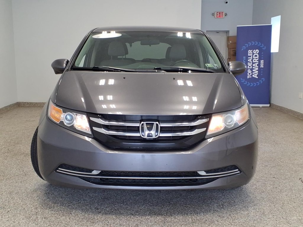 2016 Honda Odyssey Image 2