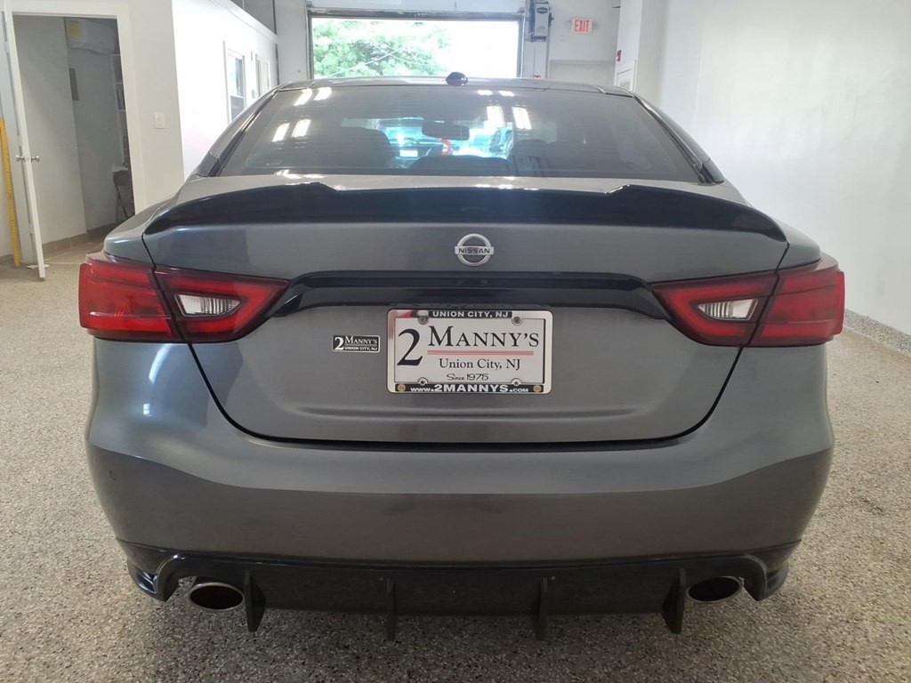 2018 Nissan Maxima Image 5