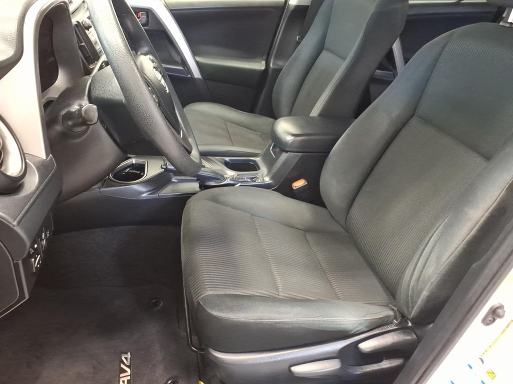 2017 Toyota Rav4 Image 18