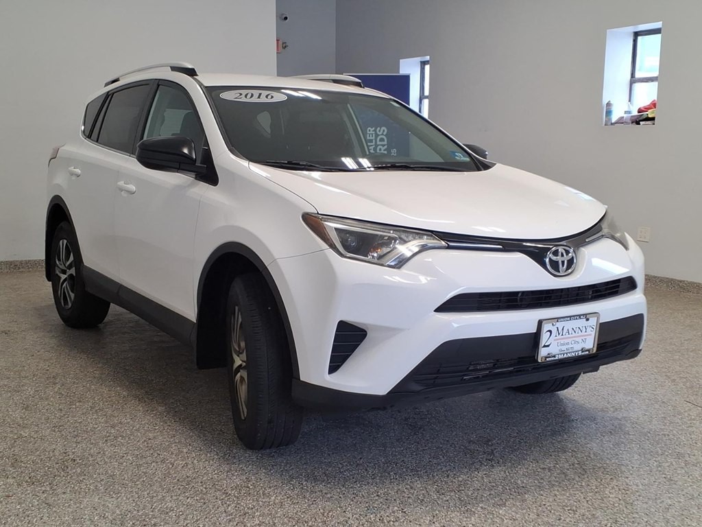 2016 Toyota Rav4 Image 3