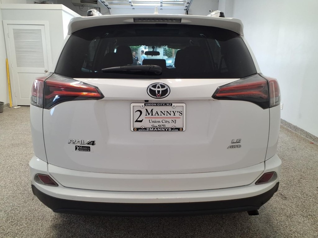 2016 Toyota Rav4 Image 5