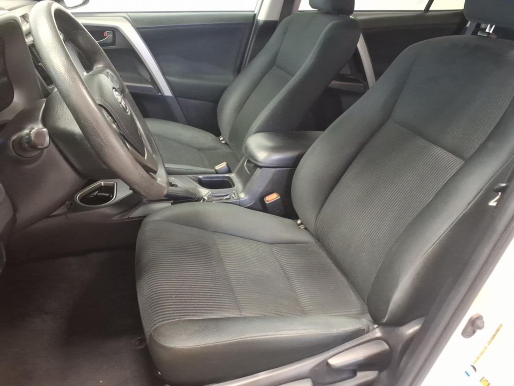 2016 Toyota Rav4 Image 17