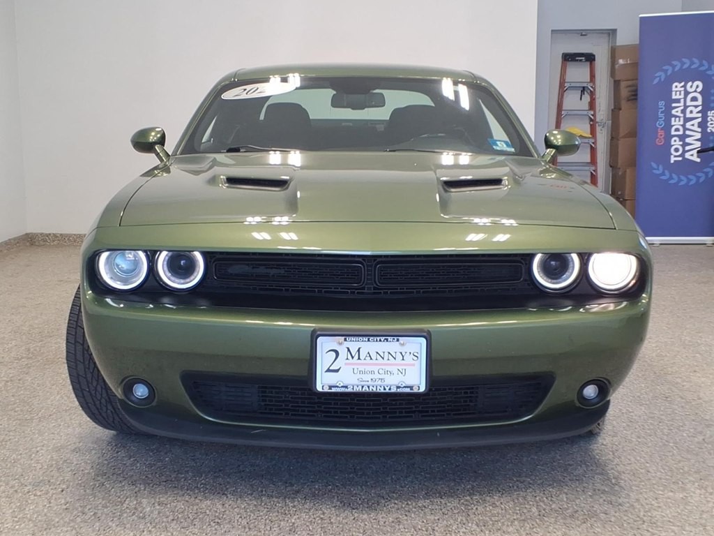 2020 Dodge Challenger Image 2