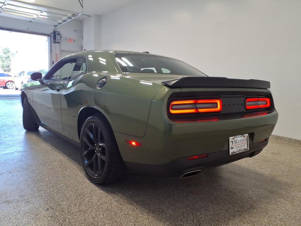 2020 Dodge Challenger Image 6
