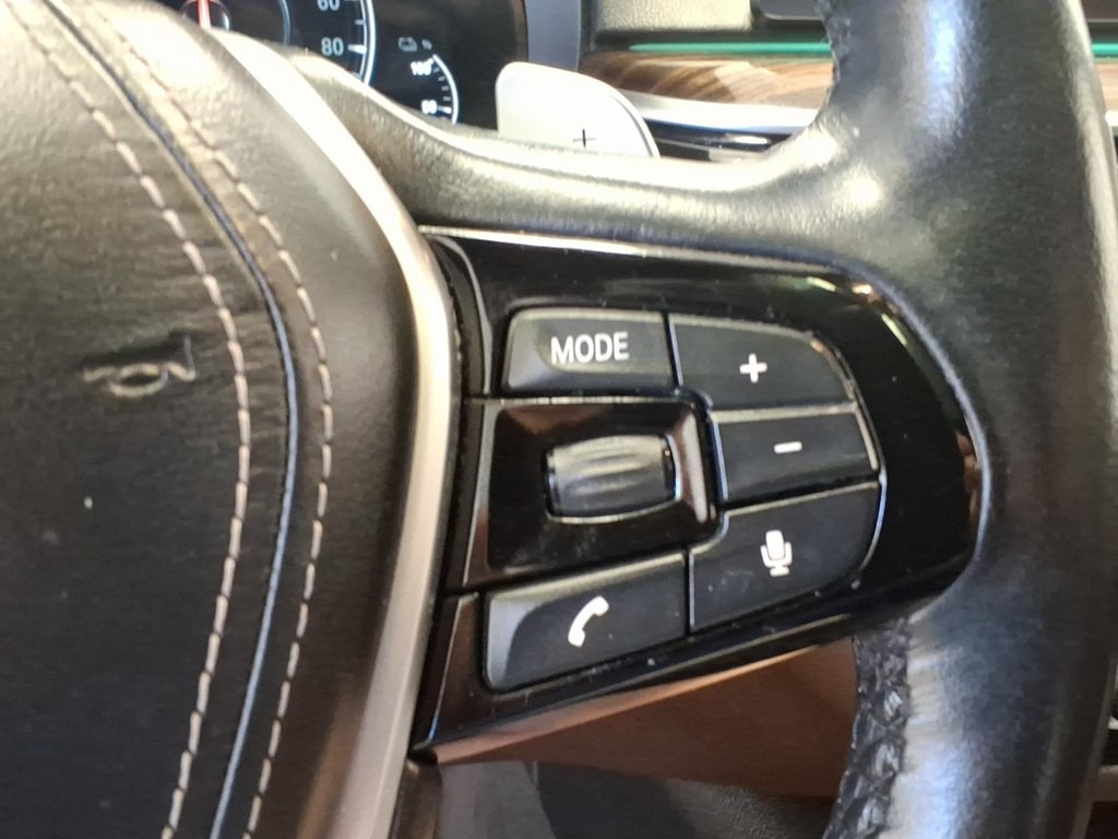 2019 BMW 5 Series Image 13
