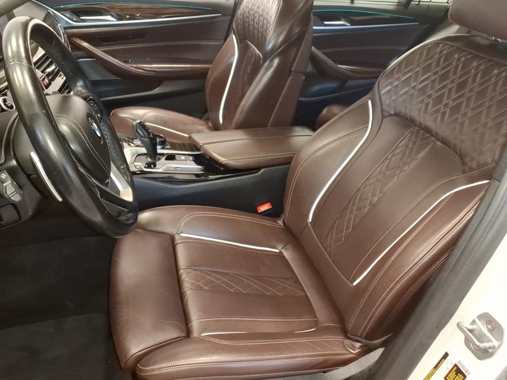 2019 BMW 5 Series Image 19
