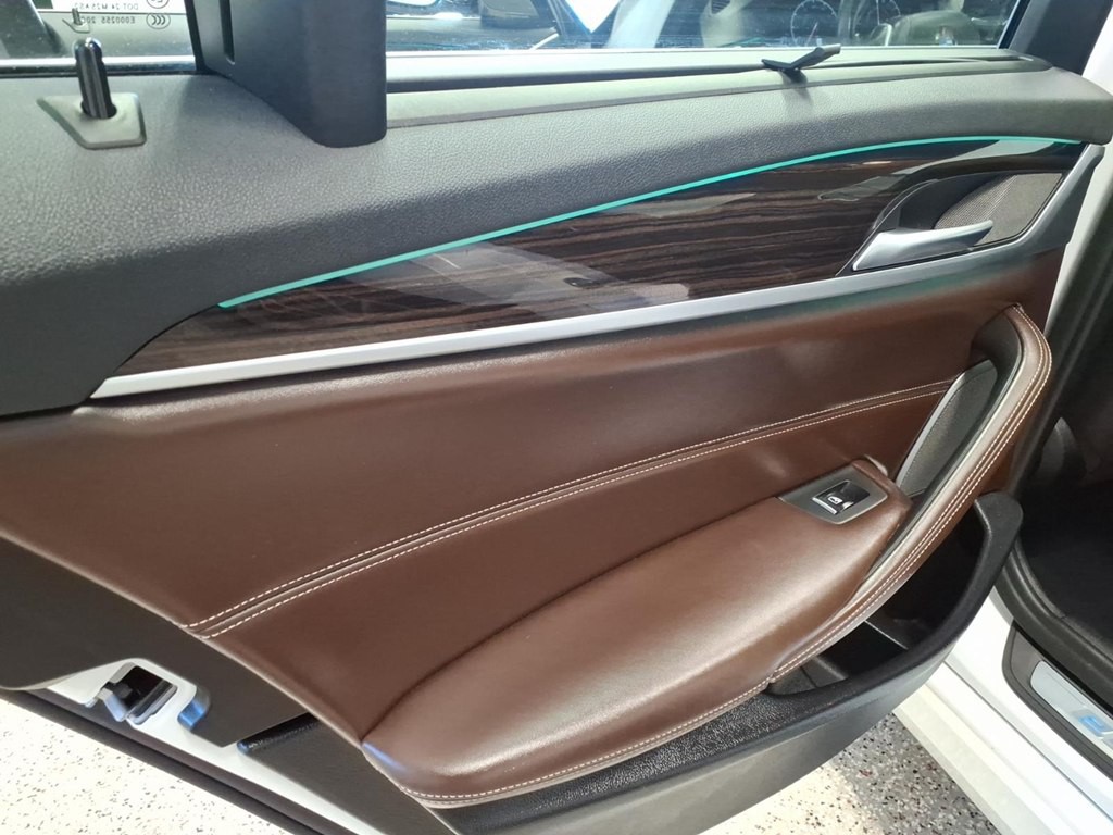 2019 BMW 5 Series Image 21