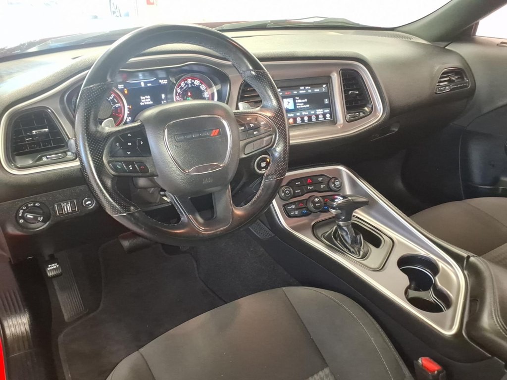 2022 Dodge Challenger Image 9