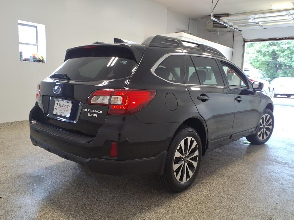 2016 Subaru Outback Image 4