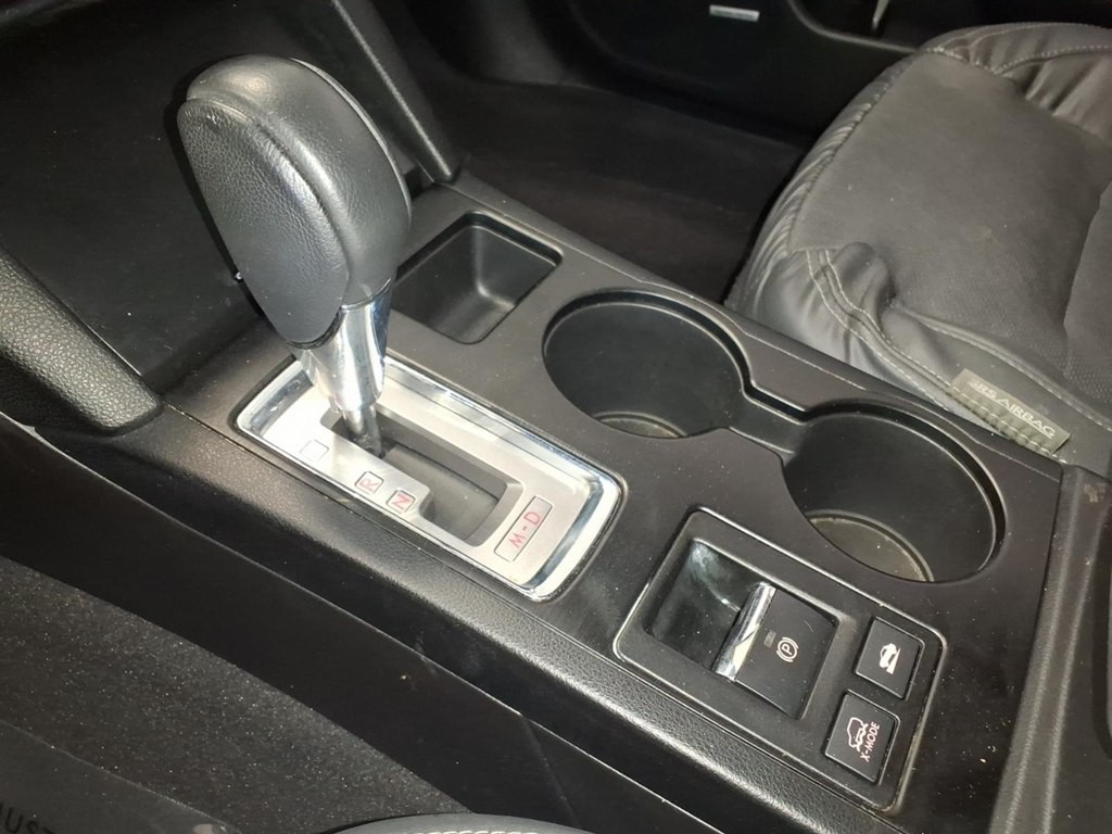 2016 Subaru Outback Image 17