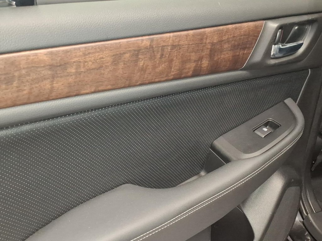 2016 Subaru Outback Image 19