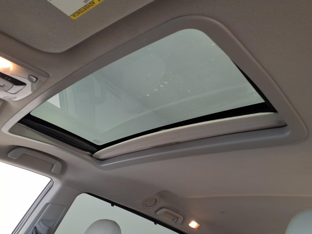 2013 Toyota Sienna Image 20