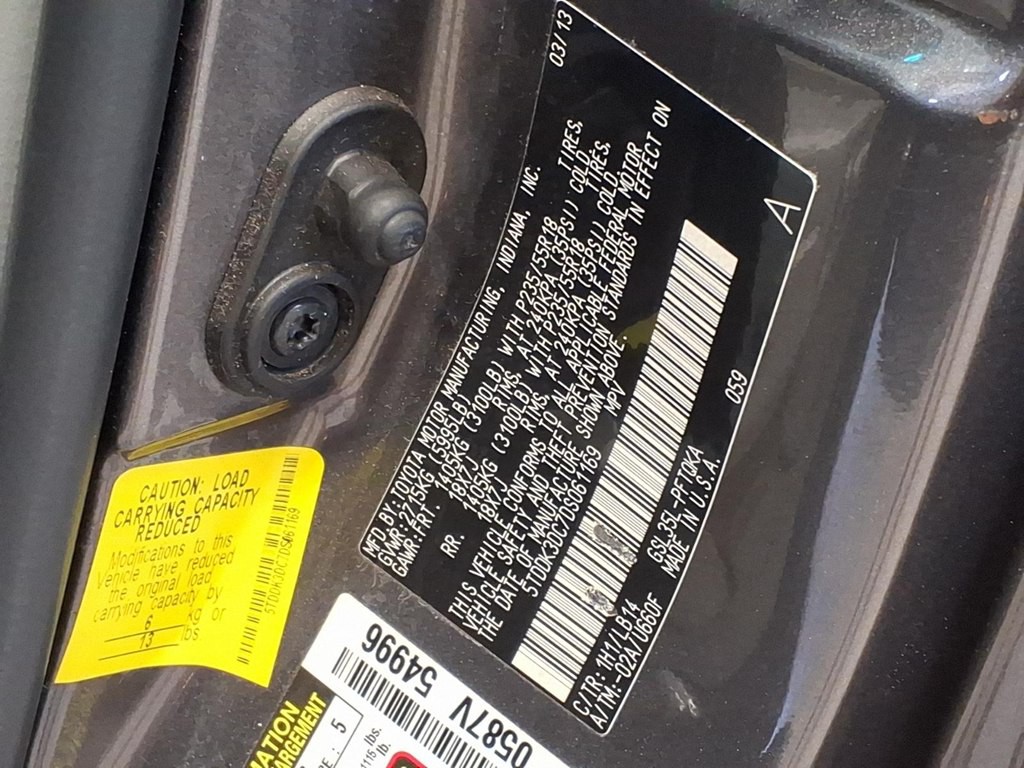 2013 Toyota Sienna Image 22