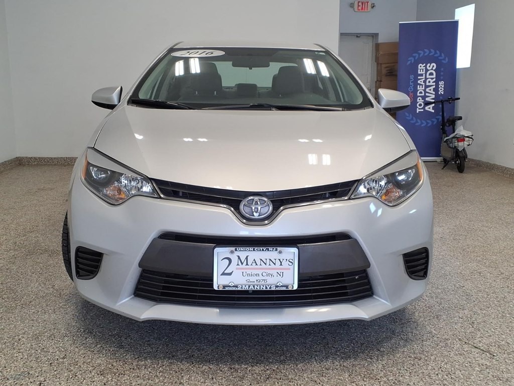 2016 Toyota Corolla Image 2