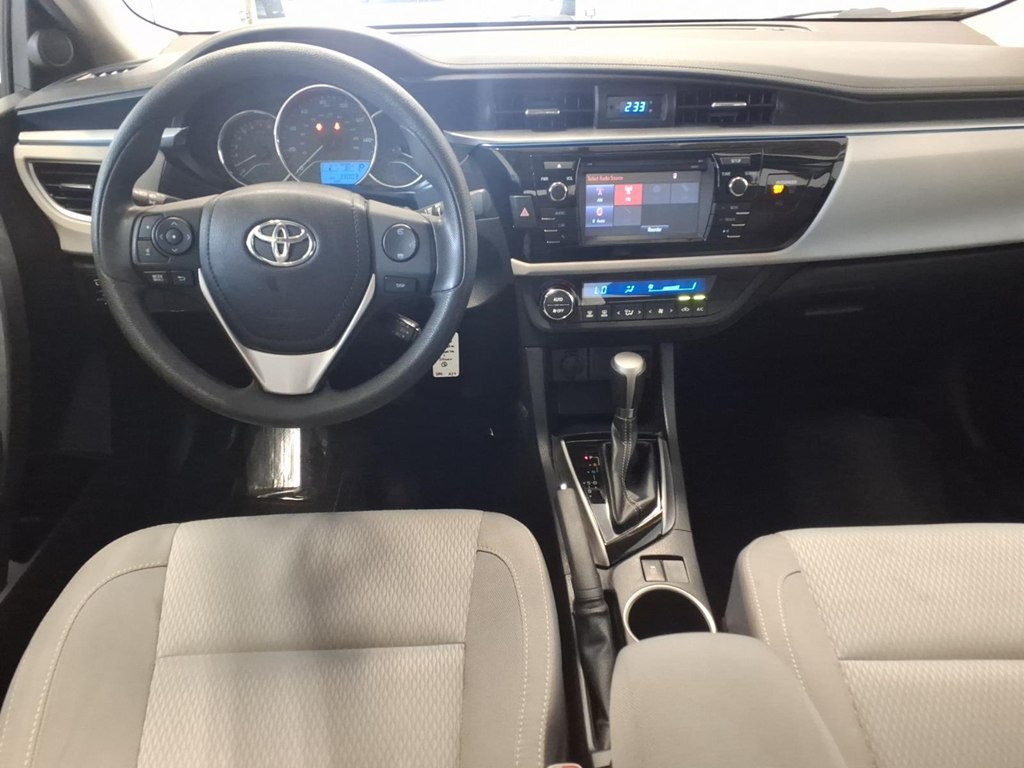 2016 Toyota Corolla Image 9
