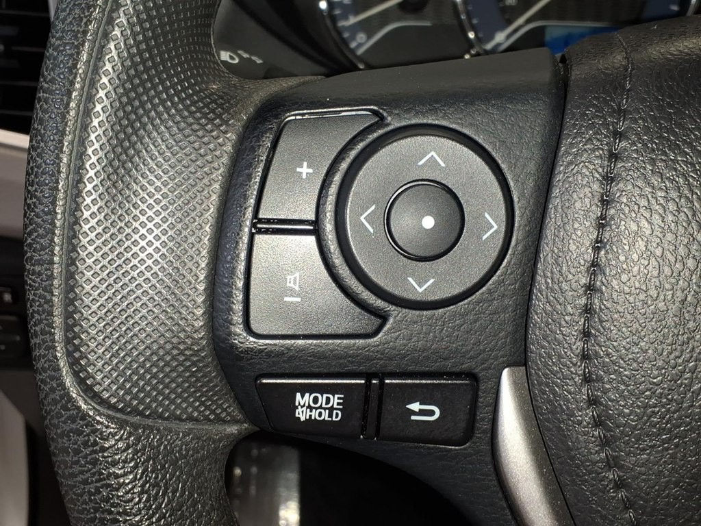 2016 Toyota Corolla Image 10
