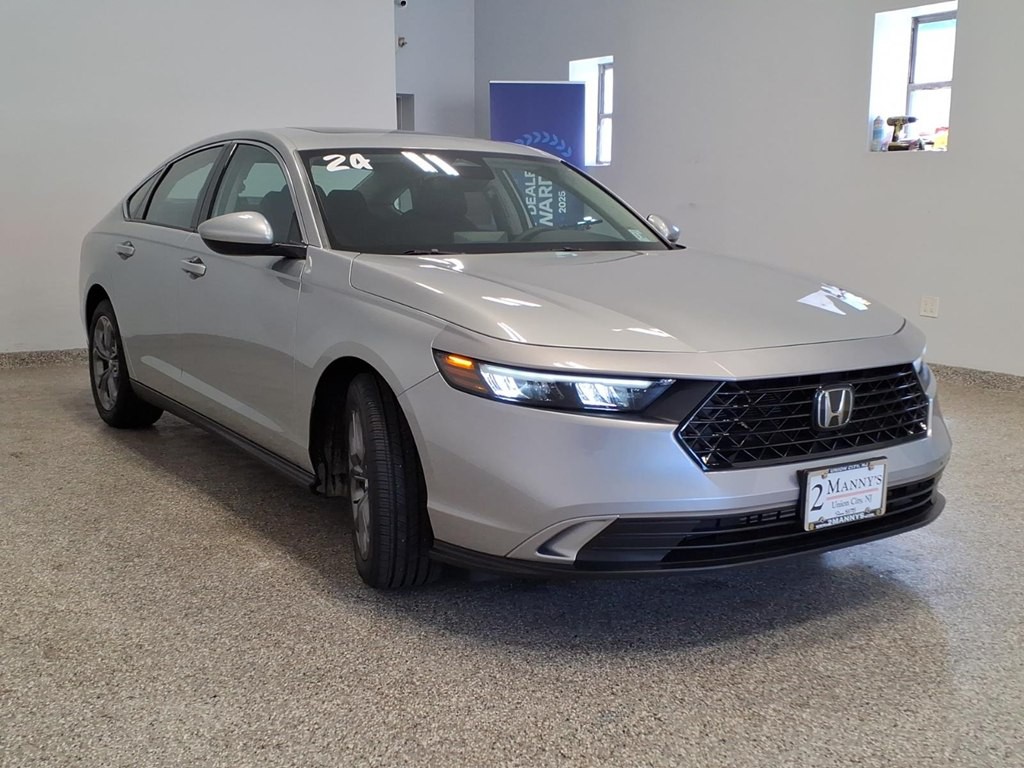 2024 Honda Accord Image 3