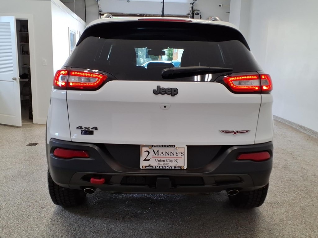 2018 Jeep Cherokee Image 5