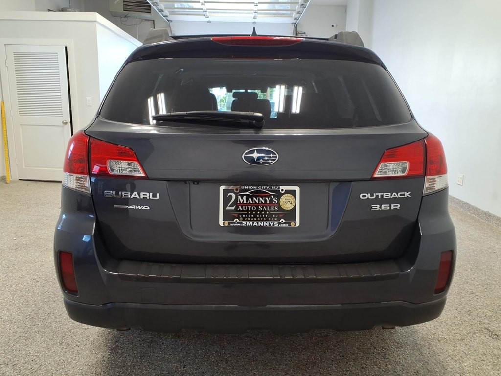 2013 Subaru Outback Image 5