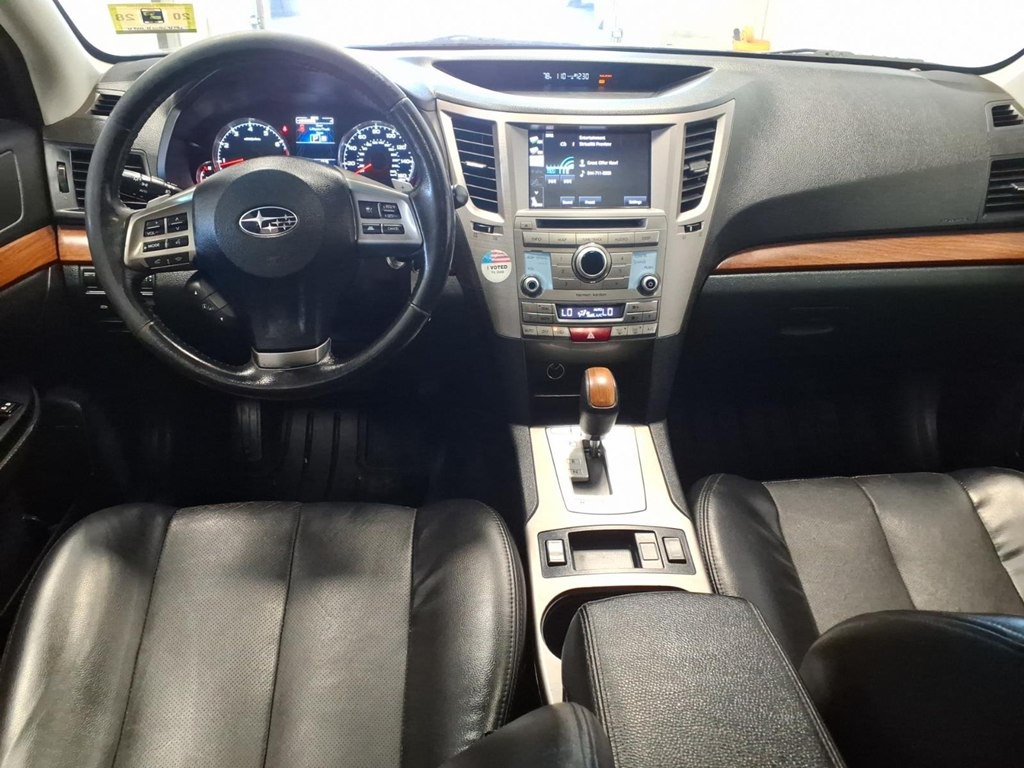 2013 Subaru Outback Image 9