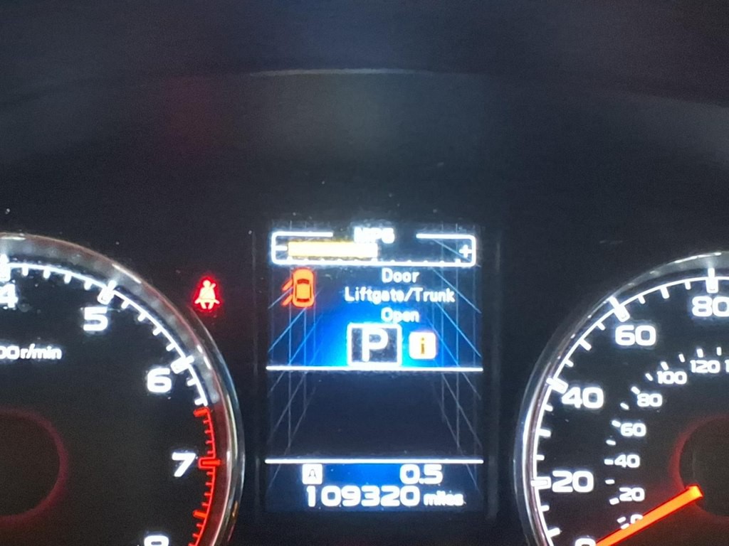 2013 Subaru Outback Image 12