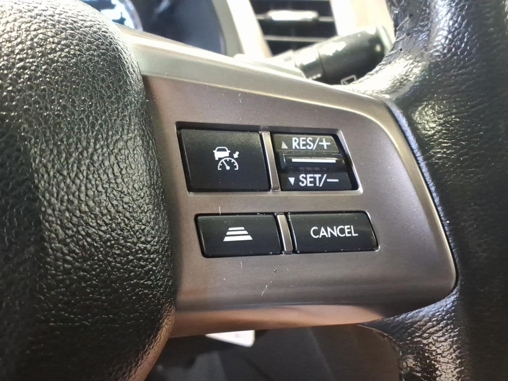 2013 Subaru Outback Image 13