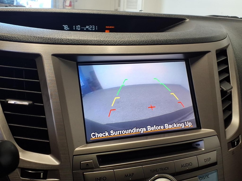 2013 Subaru Outback Image 14