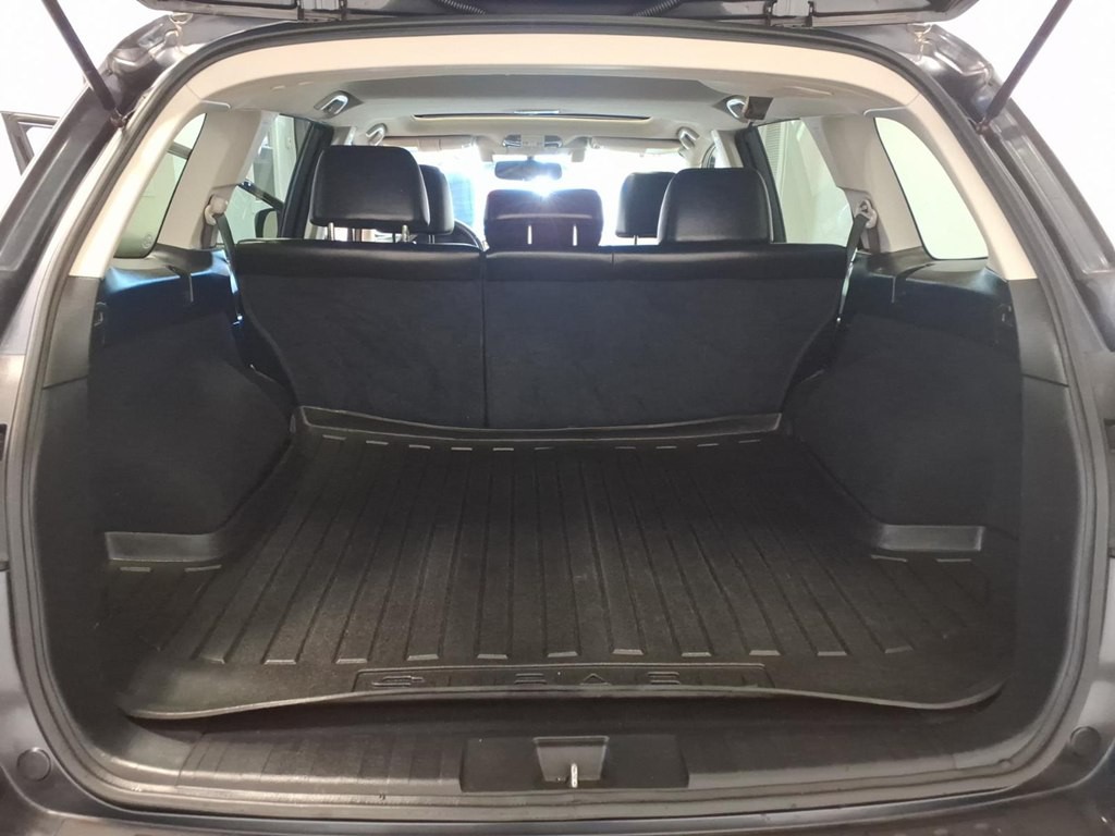 2013 Subaru Outback Image 24