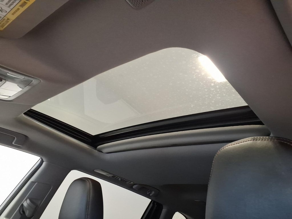 2018 Toyota Highlander Image 24