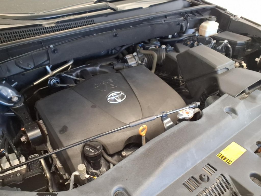 2018 Toyota Highlander Image 25