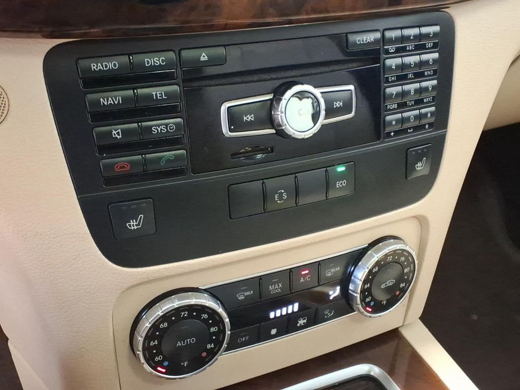 2015 Mercedes-Benz GLK-Class Image 16