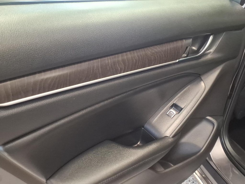 2019 Honda Accord Image 20